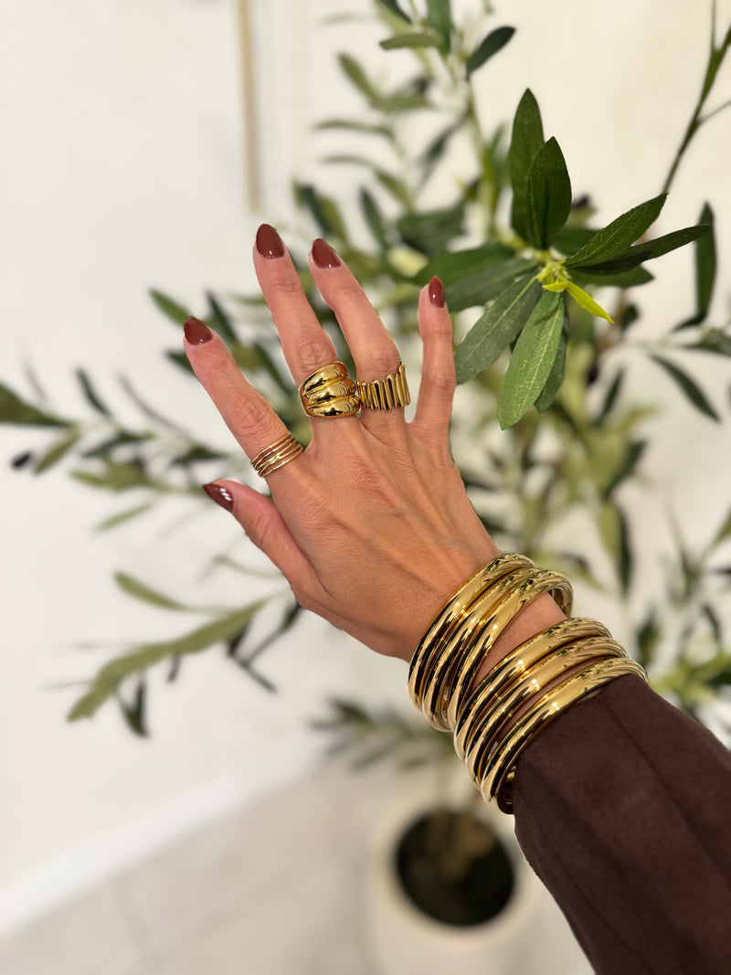 Stainless steel bangle set